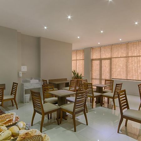 Hotel Iguassu Inn フォス・ド・イグアス エクステリア 写真