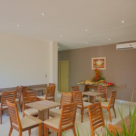 Hotel Iguassu Inn フォス・ド・イグアス エクステリア 写真