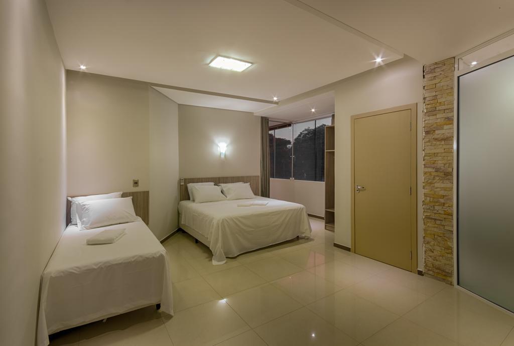 Hotel Iguassu Inn フォス・ド・イグアス エクステリア 写真
