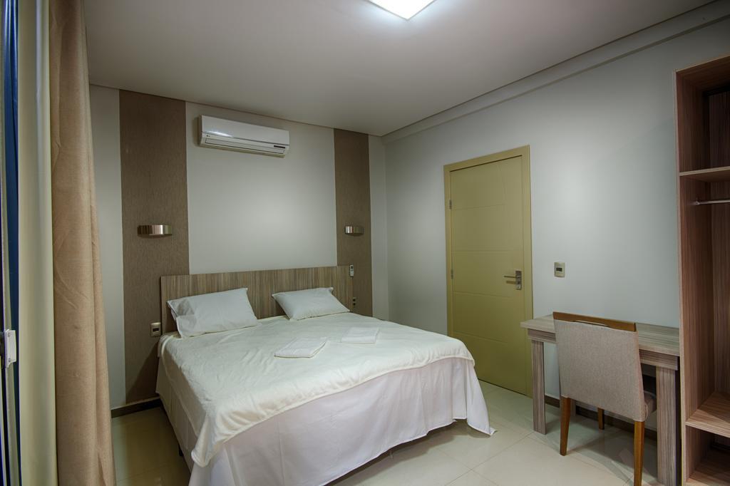 Hotel Iguassu Inn フォス・ド・イグアス エクステリア 写真